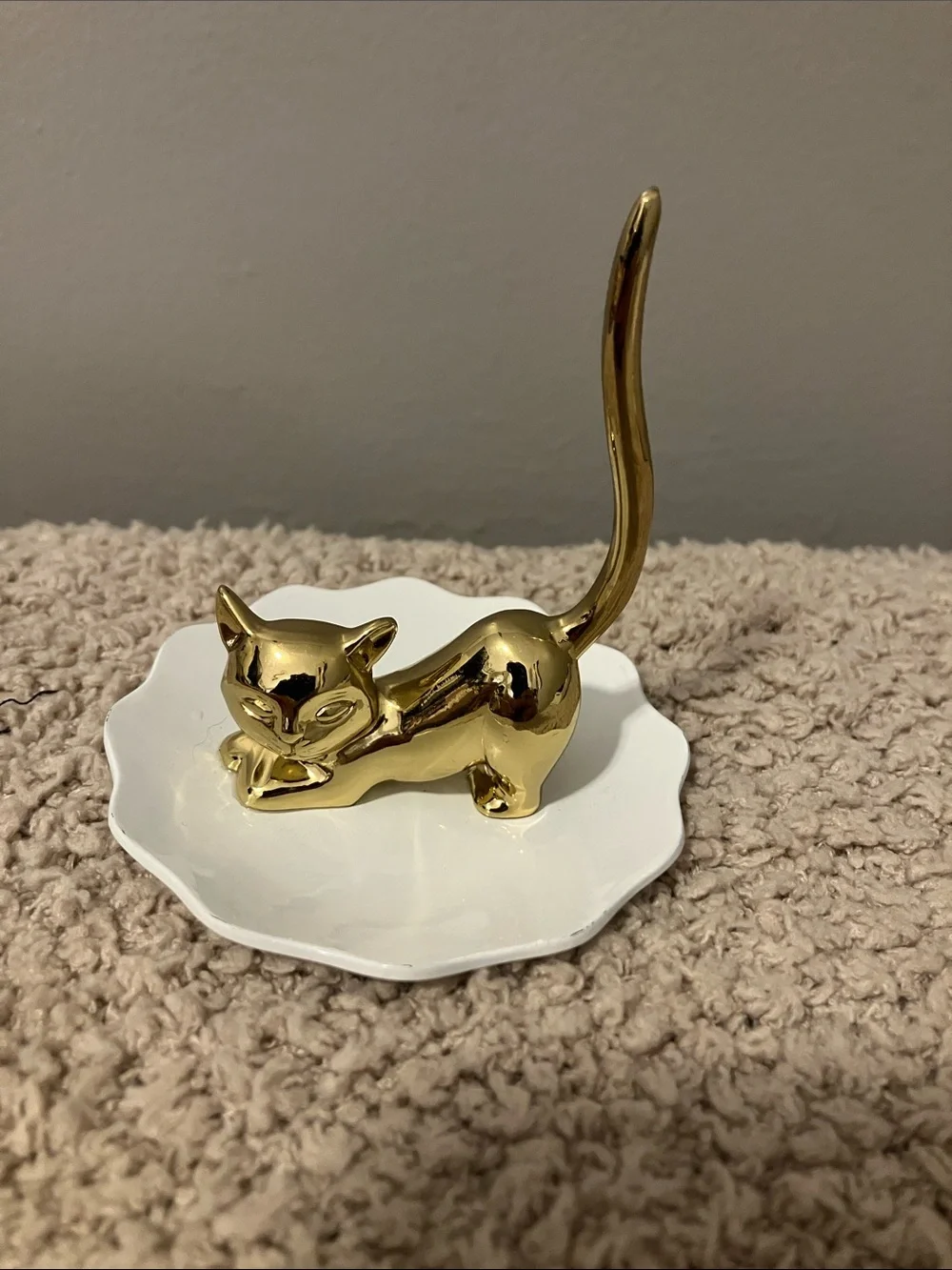 Gold Cat Ring Dish White Scalloped Tray 3” wide